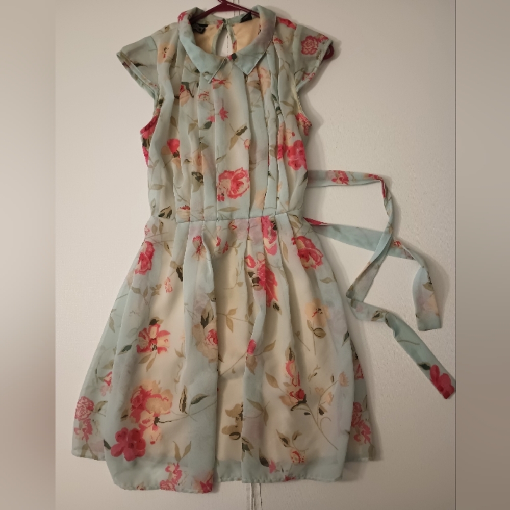 Angie Women's Medium Blue Pink Floral Cap Sleeve Sleeveless Midi Flowy Dress